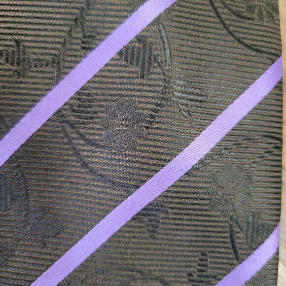 Vitorofolo Mens Necktie 3.5 Inched Wide Blak Purple Striped Floral Micro Fiber - Picture 6 of 6